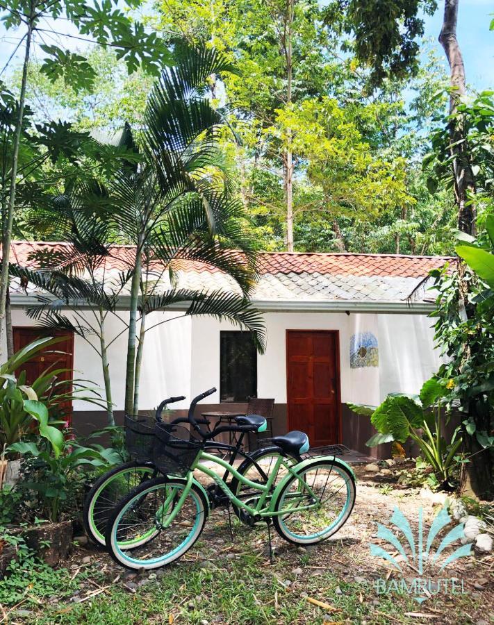 Bambutel Cocles Hotel Puerto Viejo de Talamanca Exterior foto